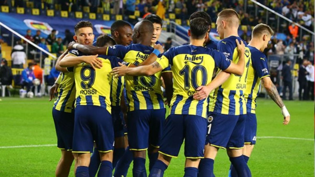 Hatayspor-Fenerbahçe maçının ilk 11'leri