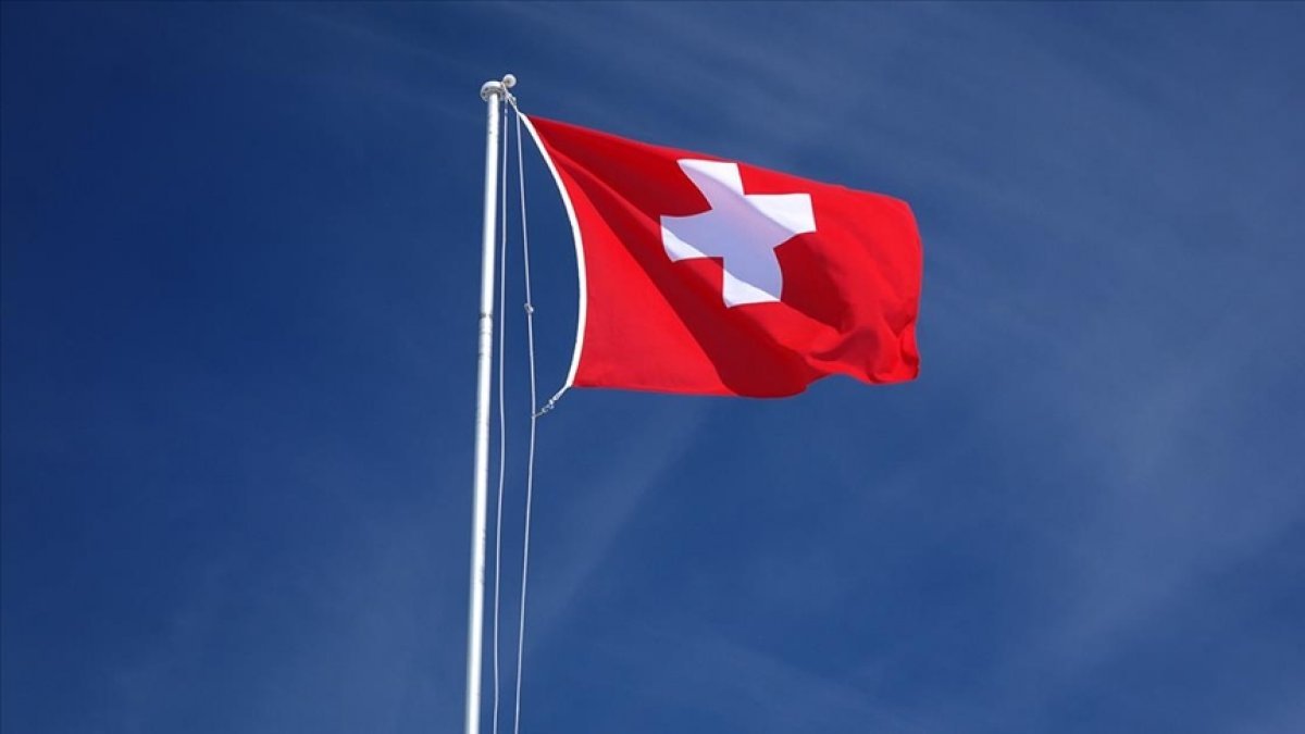 İsviçre'deki referandumda eş cinsel evliliklere yüzde 64 'evet' oyu çıktı