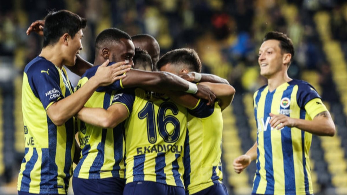 Fenerbahçe-Kasımpaşa maçının ilk 11'leri