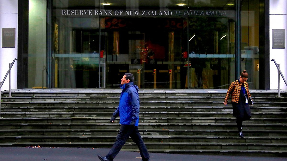 Yeni Zelanda'da yedi yıl sonra ilk kez faiz artırıldı