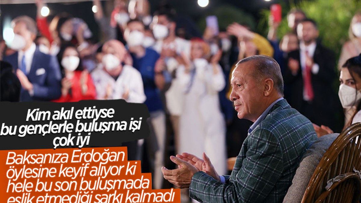 Cumhurbaşkanı Erdoğan, Adana'da gençlerle buluştu