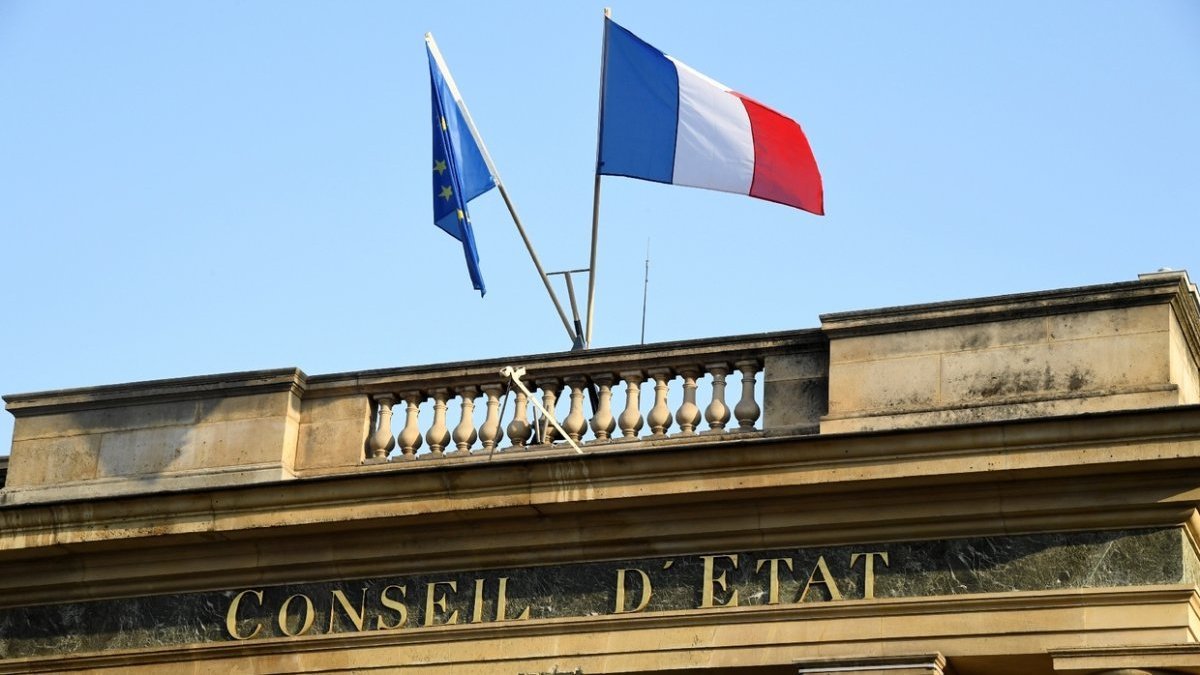 Fransa'da terör saldırısı hazırlığında olan iki aşırı sağcı tutuklandı