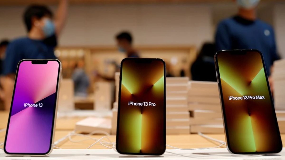 Apple, çip krizi nedeniyle daha az iPhone satacak