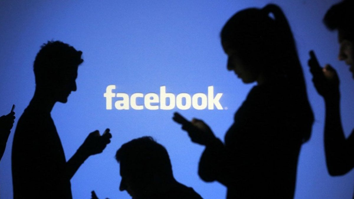 Facebook, telif hakları nedeniyle birçok Fransız basın kuruluşuna ödeme yapacak