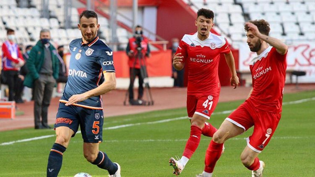 Antalyaspor - Medipol Başakşehir maçı ne zaman, saat kaçta, hangi kanalda?