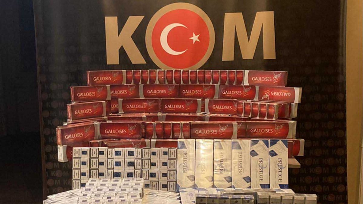 Osmaniye'de bin 360 paket kaçak sigara yakalandı