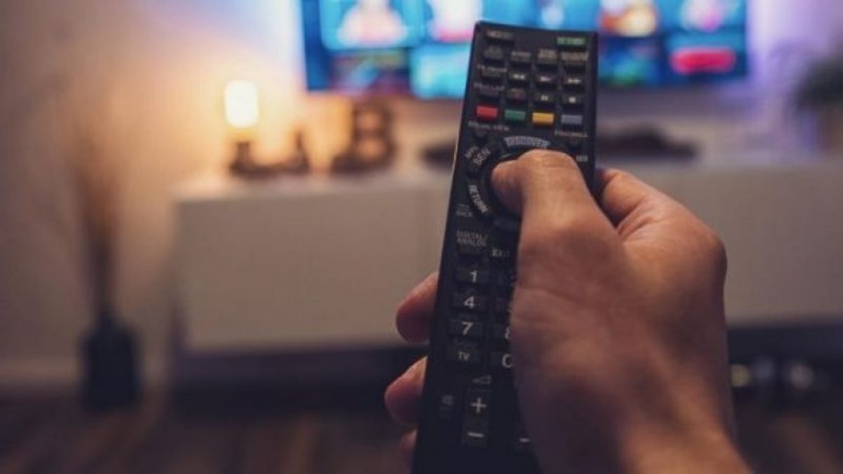 25 Ekim 2021 Pazartesi TV yayın akışı: Bugün televizyonda neler var?