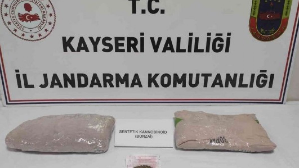 Kayseri'de jandarmadan uyuşturucu operasyonu