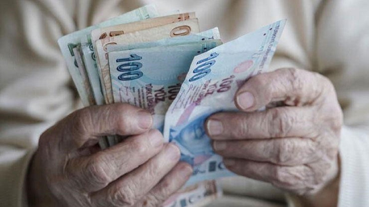 Milyonlarca emekli merakta! 2022 en düşük ve en yüksek SSK-Bağkur emekli maaşı ne kadar olacak?
