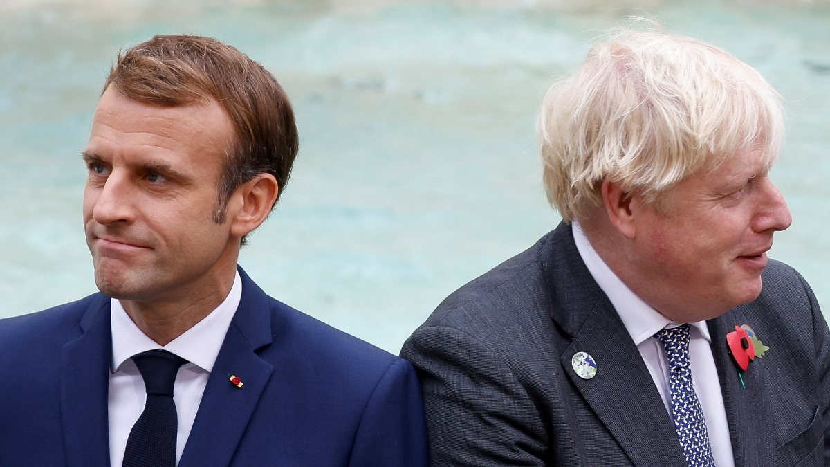 Boris Johnson ile Emmanuel Macron, balıkçılık krizini görüştü