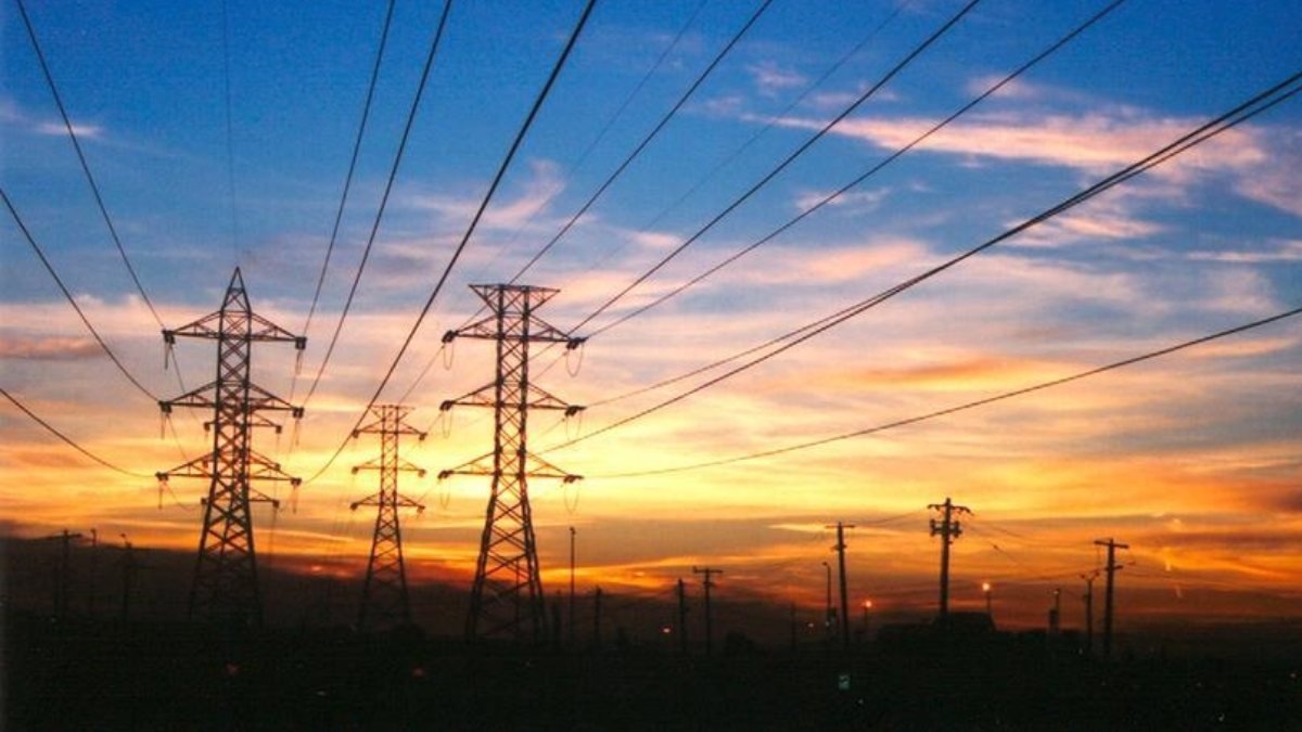 Türkiye'de geçen yıl 306,1 milyar kilovatsaat elektrik tüketildi