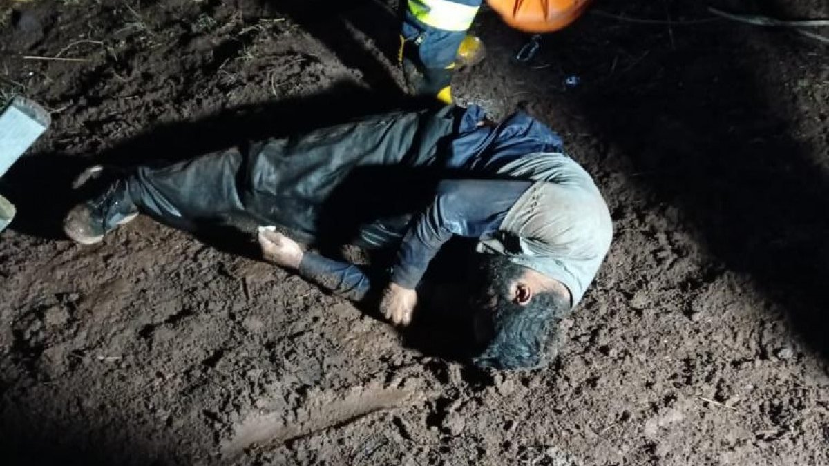 Van'daki güvenlik hendeğinde erkek cesedi bulundu