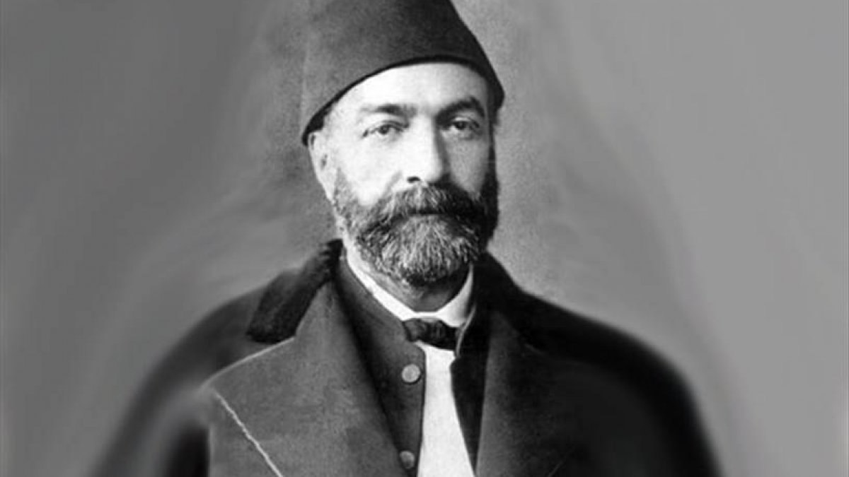 Osmanlı aydını Ziya Paşa'nın bentlerinden seçmeler
