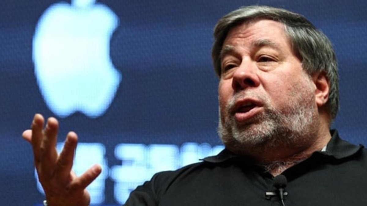Apple kurucusu Steve Wozniak: iPhone 12 ile 13 arasında ne fark var