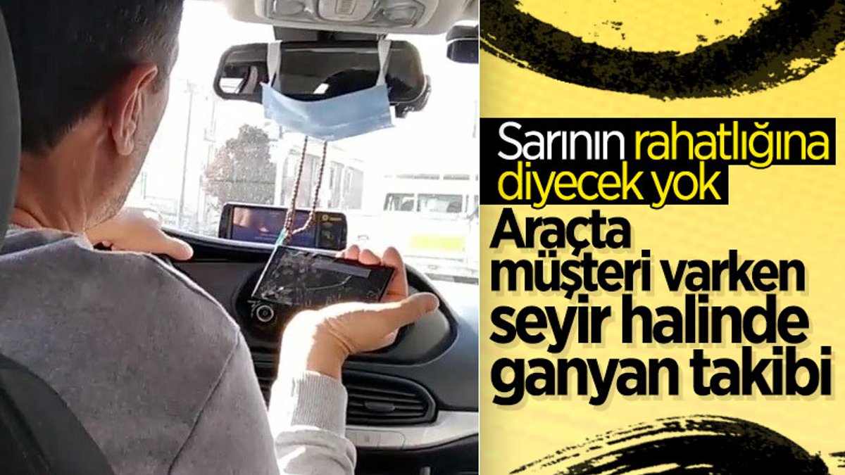 İstanbul'da seyir halinde at yarışı izleyen taksici pes dedirtti