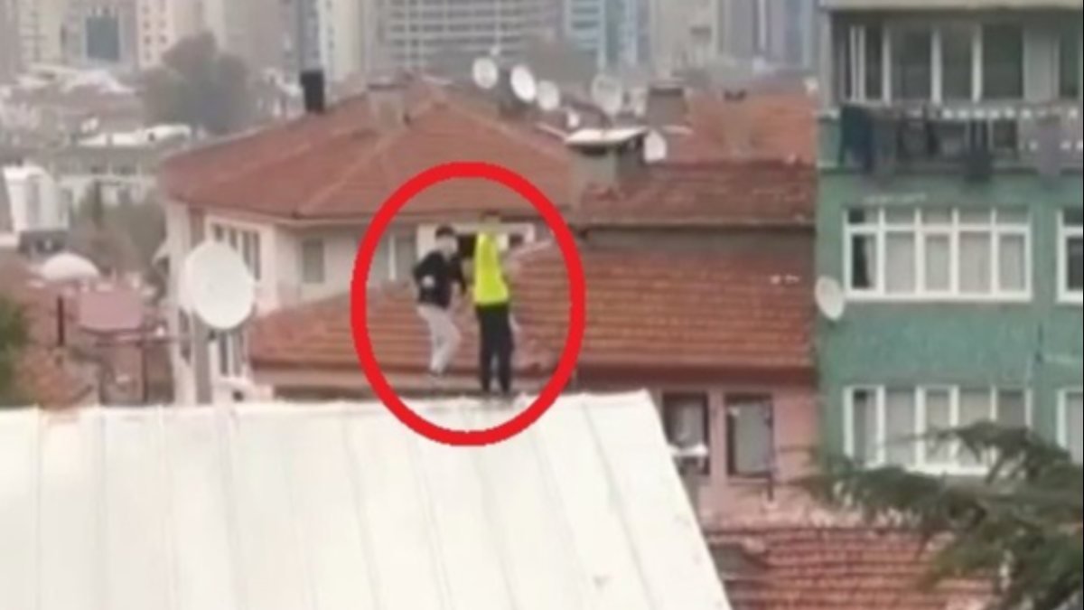 Bursa'da çocuklar, TikTok için okul duvarından çatıya tırmandı