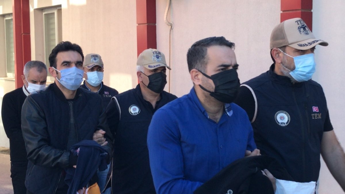 Adana'da FETÖ operasyonunda 5 zanlı tutuklandı