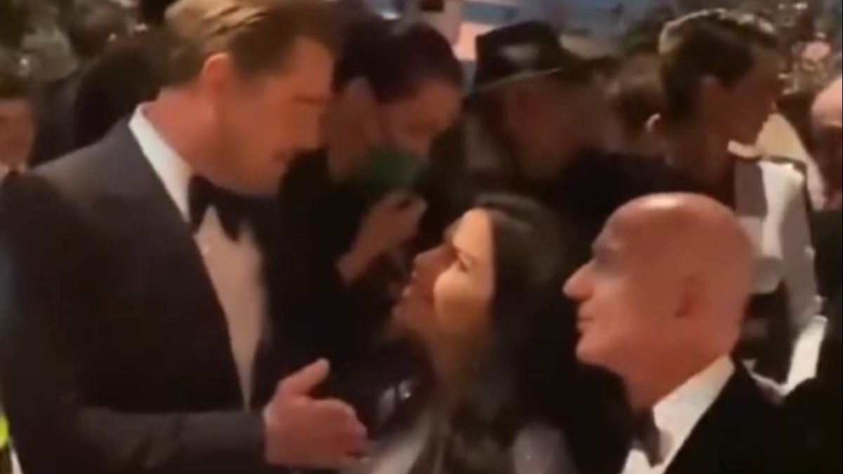 Jeff Bezos’un kız arkadaşı Lauren Sanchez'in Leonardo DiCaprio'ya bakışı