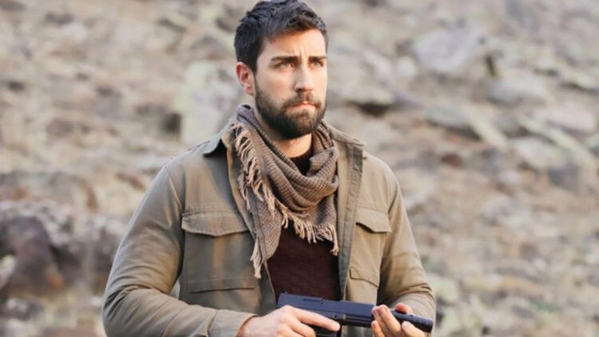 Çağlar Ertuğrul'dan flaş açıklamalar! Dolandırılma hikayesi, Instagram şifresi...