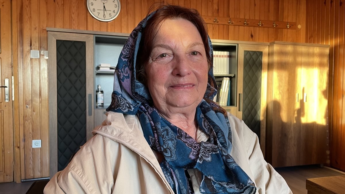 80 yaşındaki Bulgar kadın, İslamiyet'i seçti