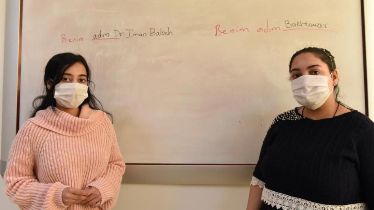 Çorum'a Türkçe öğrenmeye gelen Diriliş Ertuğrul hayranı Pakistanlı doktor