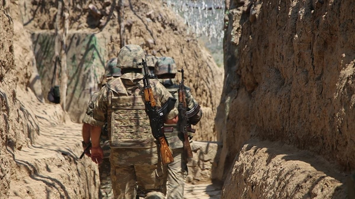 Ermeni ordusu milisleri Azerbaycan sınırına saldırdı