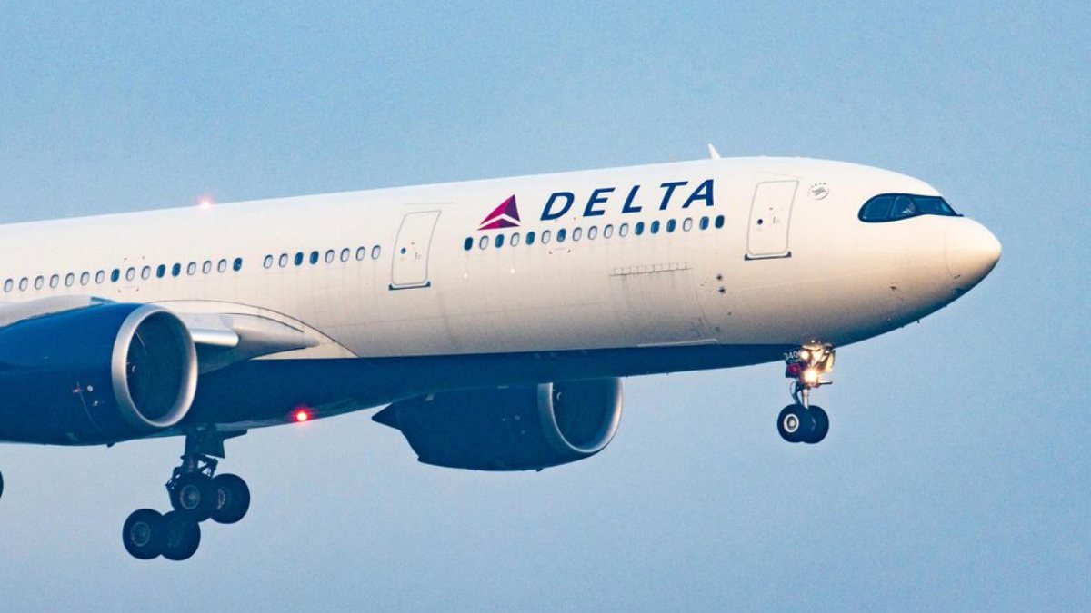 Delta: İklim değişikliğiyle mücadele, uçmayı daha pahalı yapacak