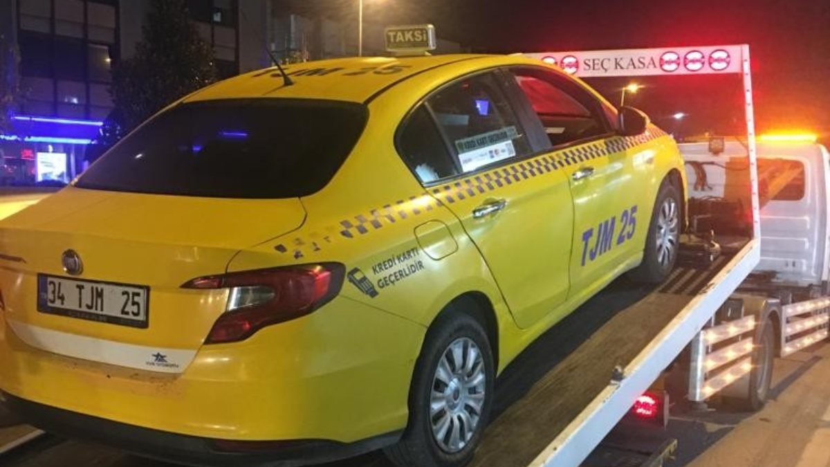 Üsküdar'da 'karşısının taksisiyim' deyip yolcu almayan araçlara trafikten men