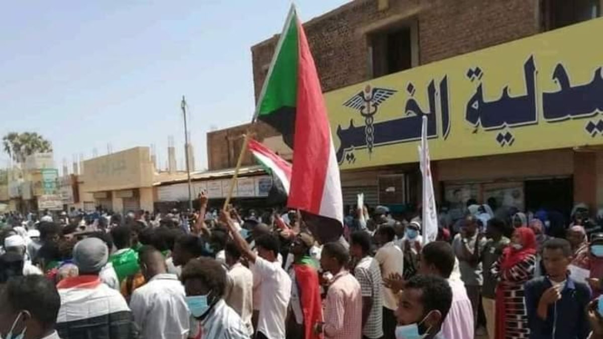 Sudan’da darbe karşıtı gösterilerde 2 kişi öldü