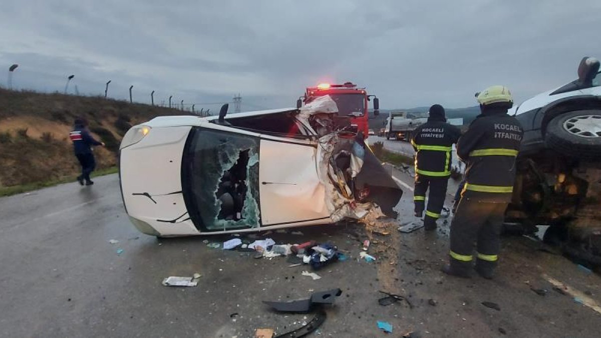 Kocaeli'de 7 araçlık zincirleme trafik kazası
