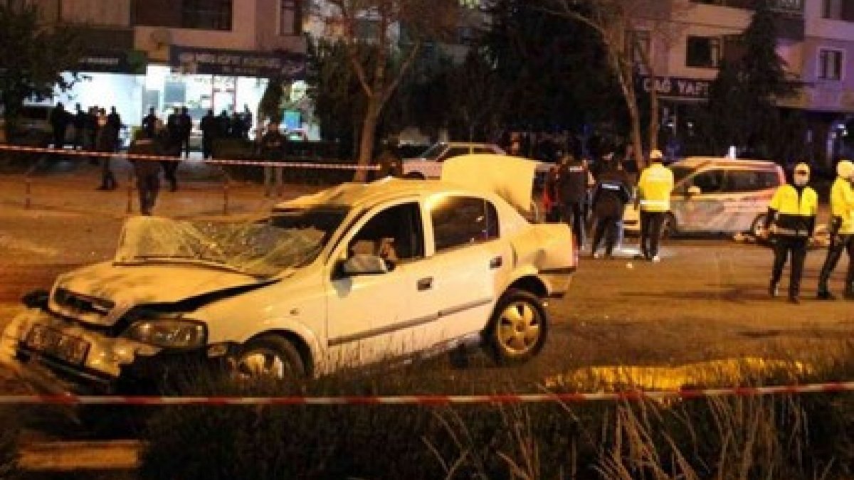 Konya’da yarış yapan otomobil ağaca çarptı: 2 ölü 1 yaralı