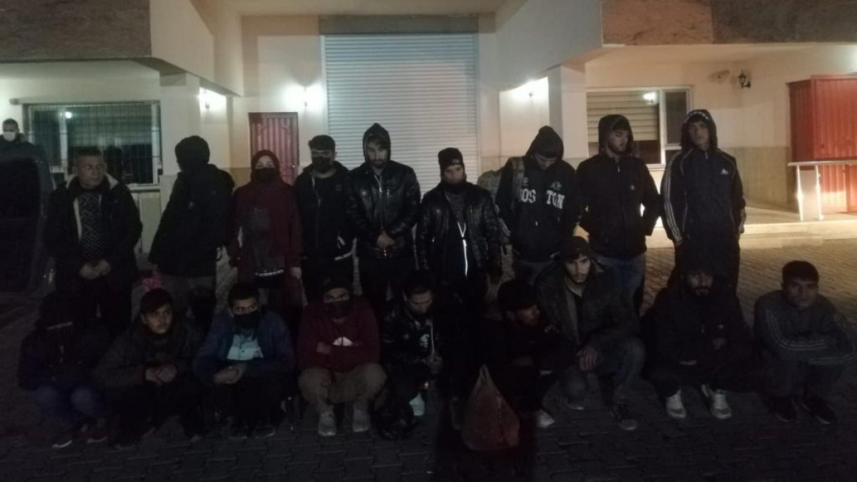 Van'da, otelde 15 kaçak göçmen yakalandı