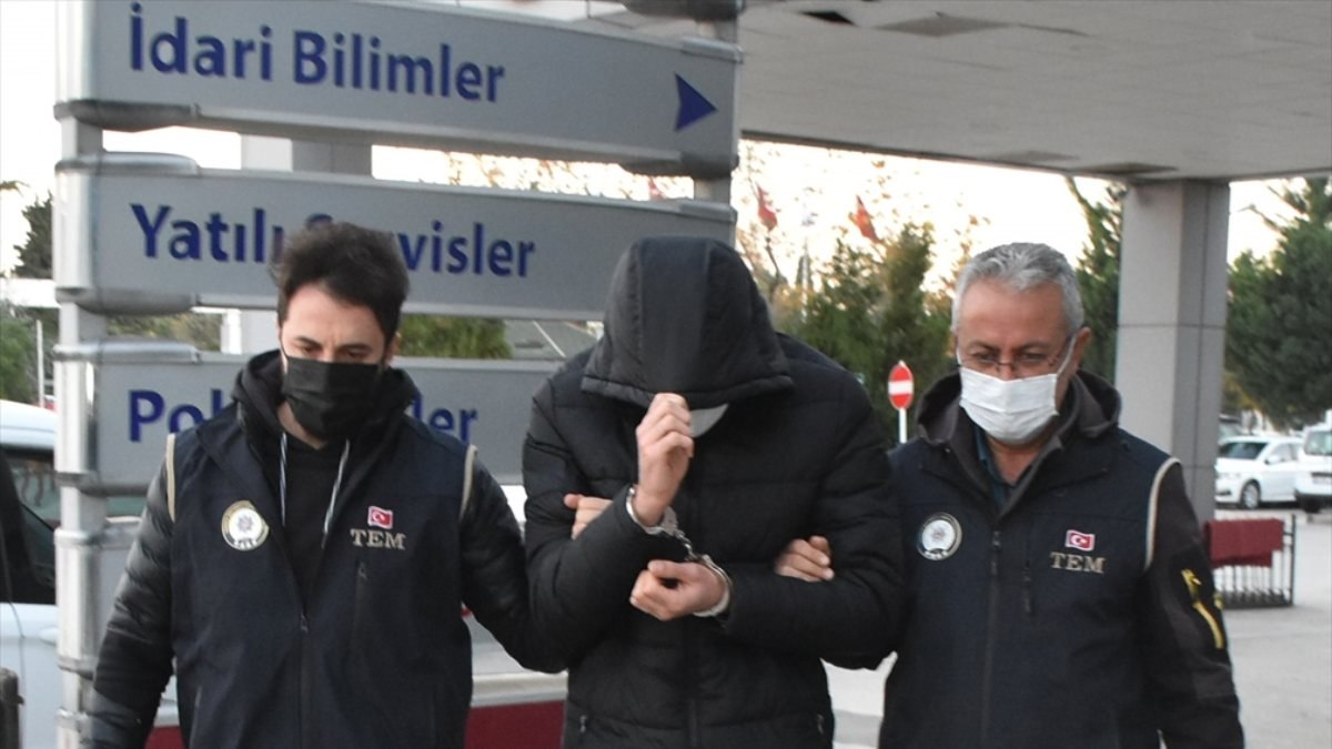 Samsun'da FETÖ operasyonu: 4 gözaltı