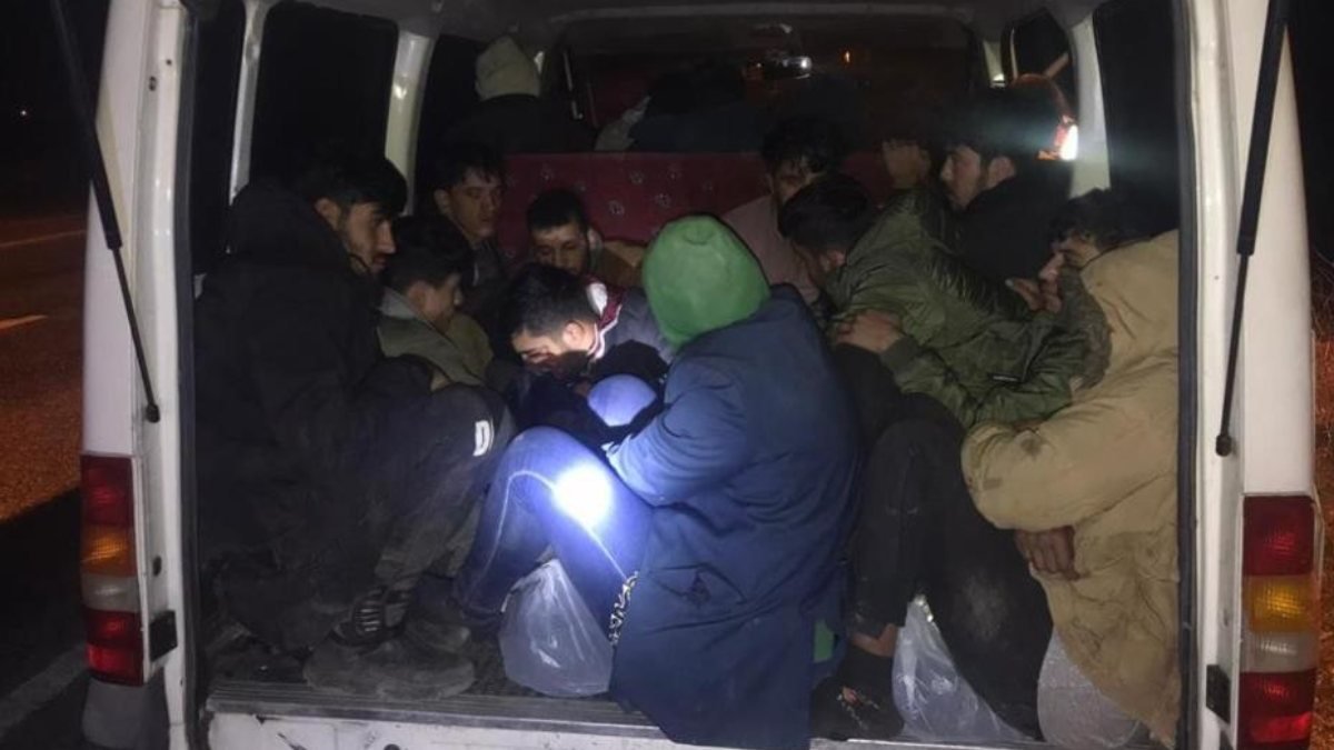 Van'da 19 düzensiz göçmen yakalandı