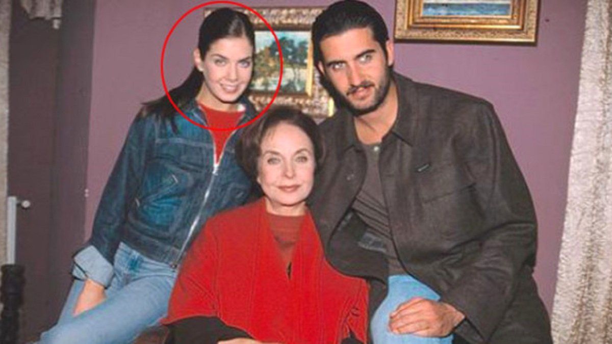Yılan Hikayesi'nin Eleni'si Katerina Moutsatsos'ın son hali ağızları açık bıraktı