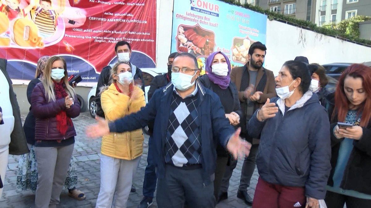 Esenyurt’ta 15 bin nüfuslu sitenin suları kesildi, site sakinleri isyan etti