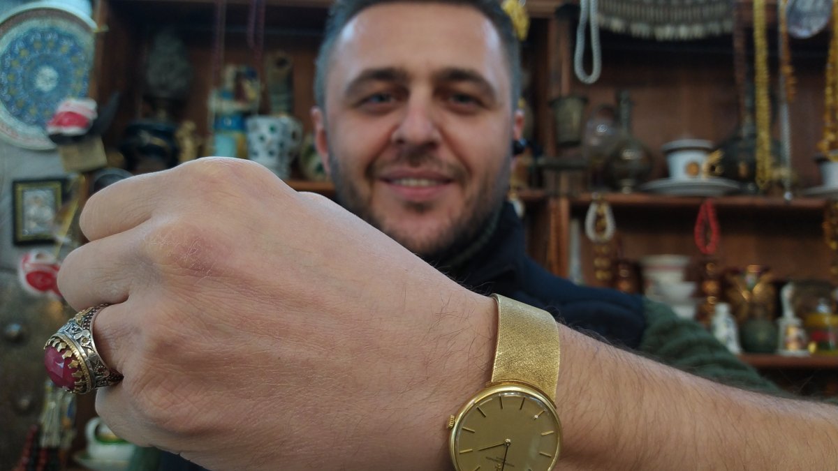 Bursa'da servet değerinde saat