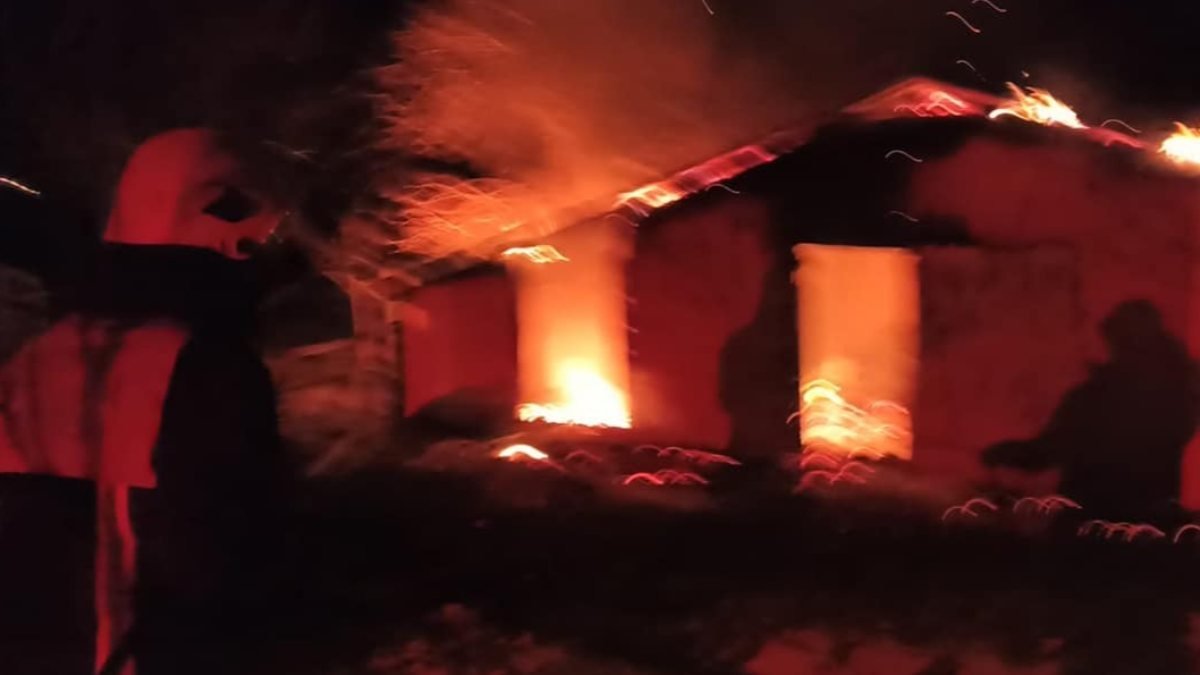 Malatya'da iki ayrı noktada yangın çıktı
