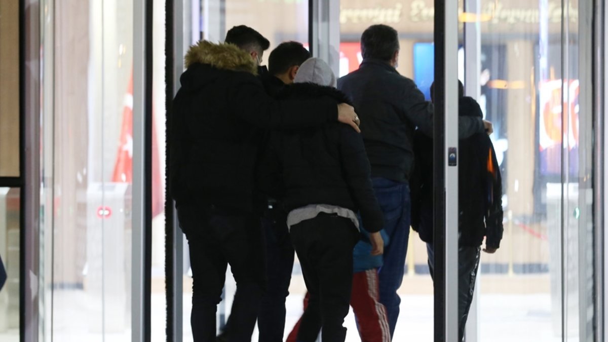 Galeriden çaldıkları araçla İstanbul'da yakalanan 3 çocuk, Ordu'ya geri getirildi