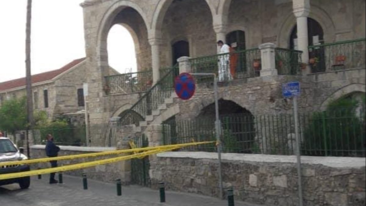 GKRY’de, Larnaka Büyük Camisi’ne saldırı girişimi
