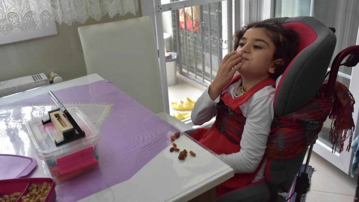 İzmir'de 3 yaşında 2'nci kattan düşünce yaşamaz denildi: 7 yaşına girdi