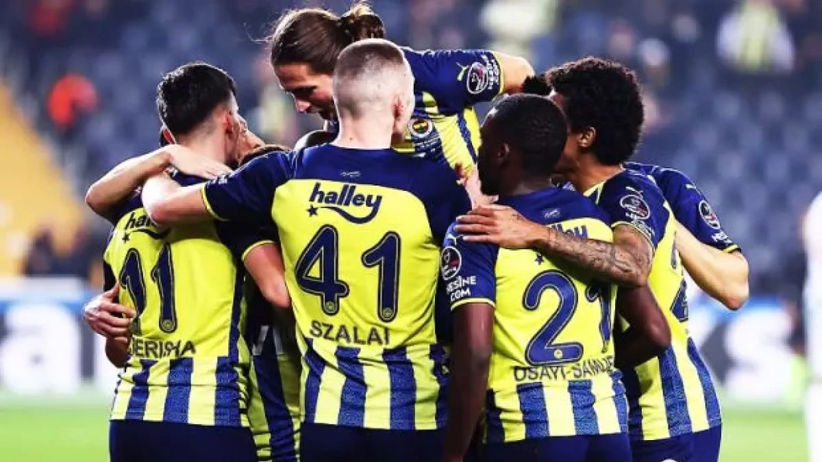 Gaziantep FK-Fenerbahçe maçının ilk 11'leri