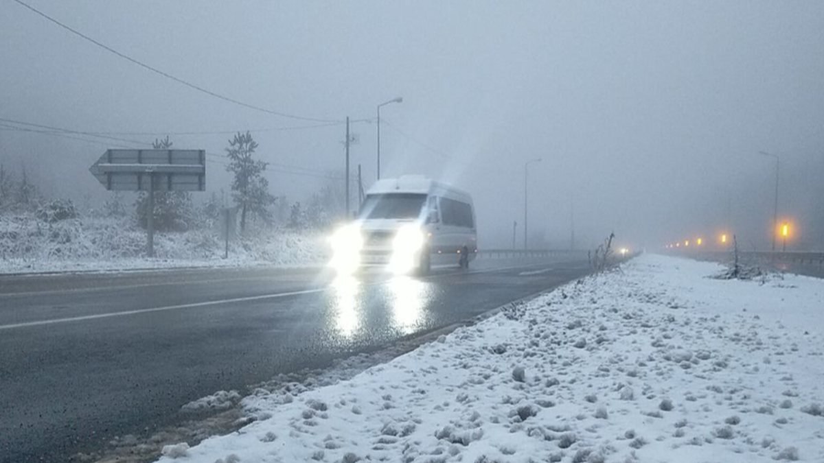 Bolu Dağı'nda kar yağışı etkisini gösterdi