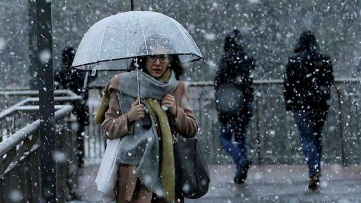 İstanbul'a kar ne zaman yağacak? Valilik tarih verip uyardı!