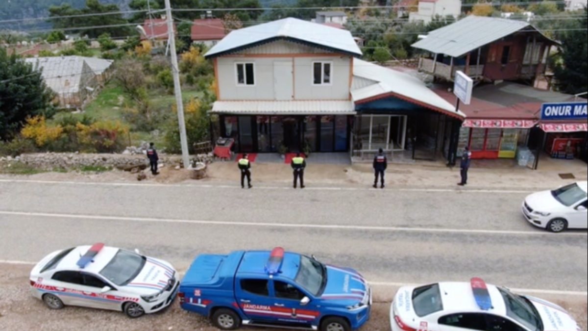 Antalya'da, arazi mafyasına operasyon:12 gözaltı