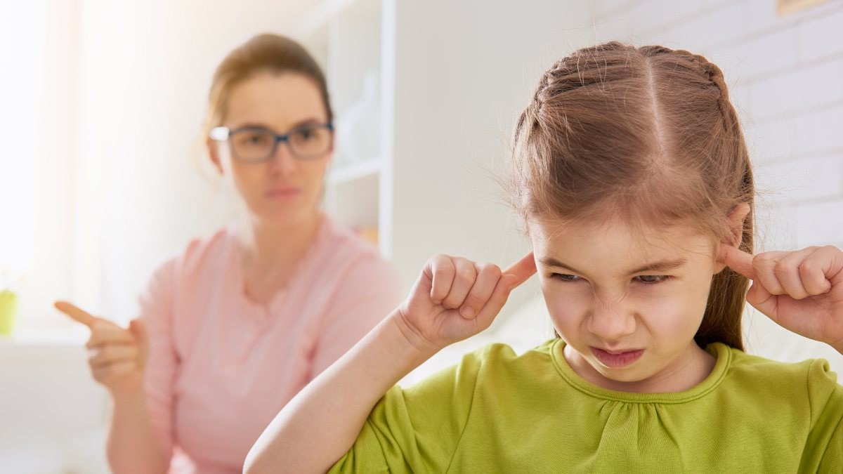 Ebeveynlerin çocuklarına söylememesi gereken 9 söz