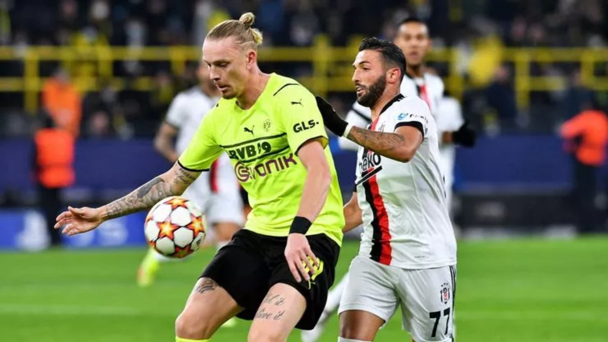 Beşiktaş'ta Umut Meraş sağ beke geçiyor