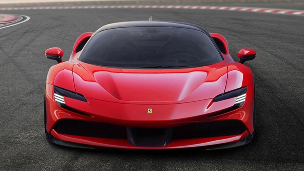 Ferrari'den 75. yıla özel yeni logo