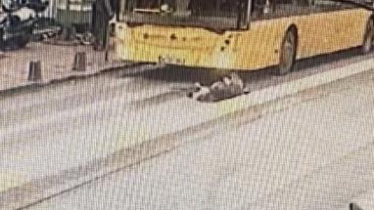 Beyoğlu'nda İETT otobüsünün çarptığı kadın ağır yaralandı