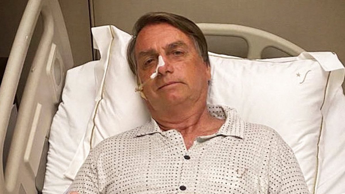 Jair Bolsonaro, hastaneye kaldırıldı